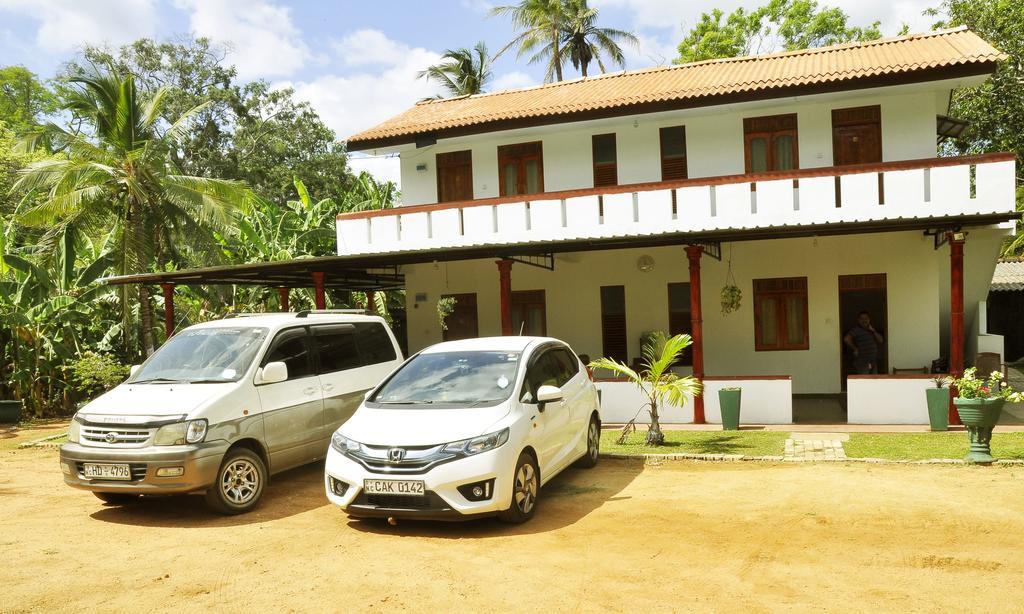 Hotel Flamingo Anuradhapura Zewnętrze zdjęcie