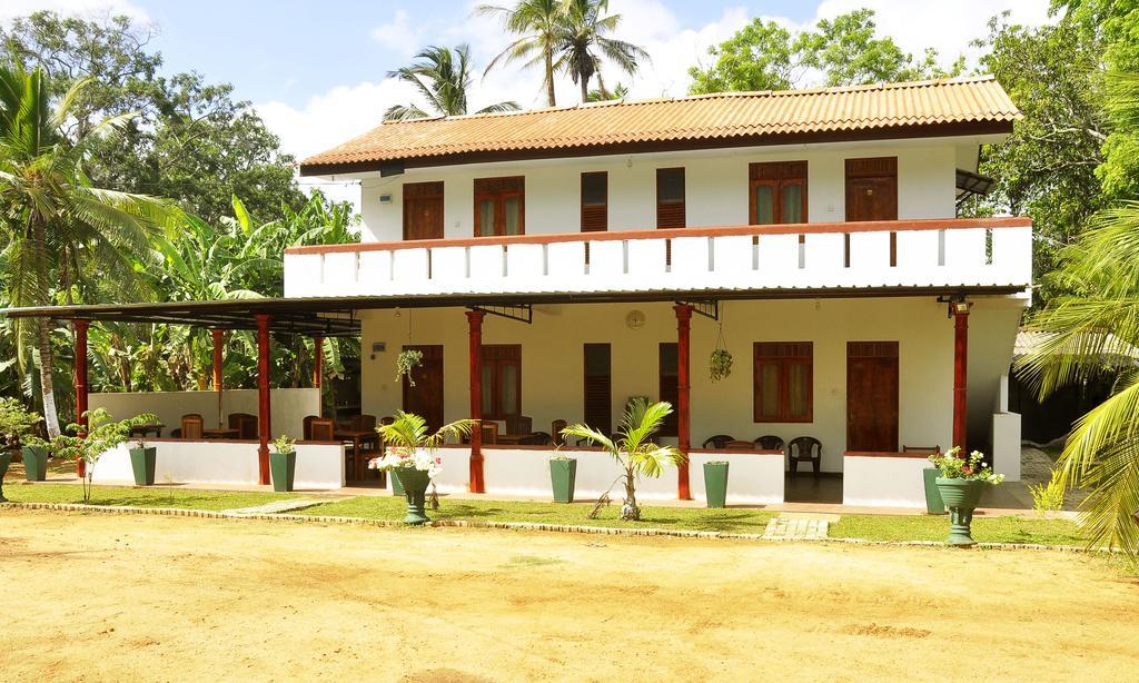 Hotel Flamingo Anuradhapura Zewnętrze zdjęcie